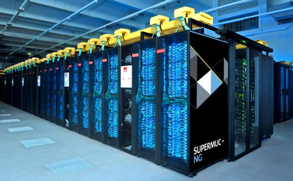 SuperMUC-NG gespiegelt